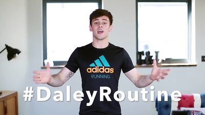 Muscle Boys: Summer Heat with Tom Daley Routine!