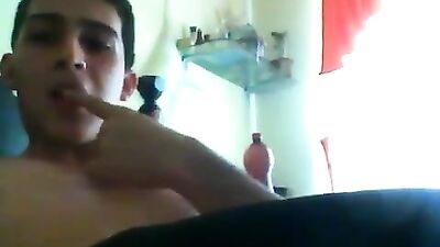 Young stud masturbating for your pleasure