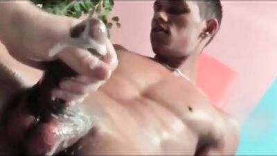 Worship Muscle Boys: Cum Shots & Handjobs