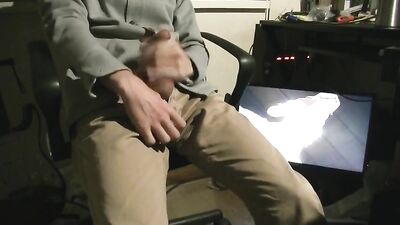 Amateur Cum Shots & Handjobs: The Ultimate Thrill Seekers Paradise