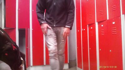 Amateur Voyeur: Locker Room II - The Sequel!