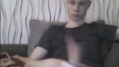 Skinnyboy1998cum: Hardcore Gay Porn Video featuring Handsome Cumsluts!