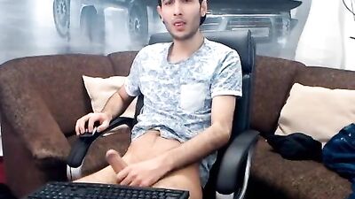 Euro Cam Solo Boy: Steamy Web-Cam Experience!