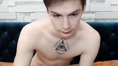 Russian Cam Twink: Naked Amateur Masturbation Exposed!