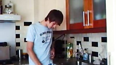 Action Handjob Solo Gay Porn Video