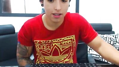 Tommys Amateur Fun Solo: A Gay Porn Video To Remember!