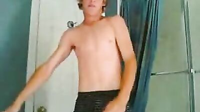 Cumming Twink Dreams - Blond Amateur Boys Revisited!