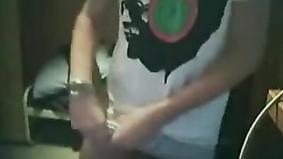 Gay Chat Cam Wank: Exploring Amature Solo Web-Cam Sexuality