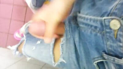 Pink Flipflops: The Ultimate Webcam Cumshot Experience!