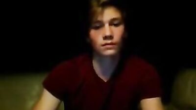 Young smooth hunk shakes his long cock!