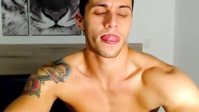 Alexs Amateur Cum Shots Fun: The Ultimate Gay Porn Experience!