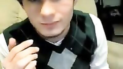 Jerk & Cum Web-Cam Solo - Amature Gay Porn!