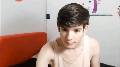 BibCam No. 10 Carlo: The Ultimate Handjob and Cumshot Experience