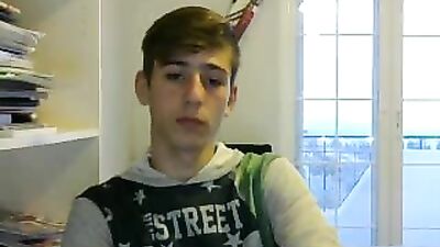 Chilling After Homework - Horny Amateur Web-Cam