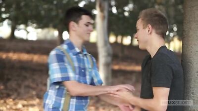 Noah Wyatts Bareback Adventure with Blond Boys!