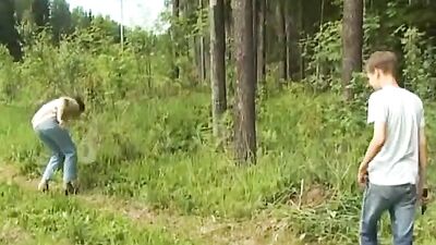 Suck In The Woods: Public Oral Outdoor Adventure