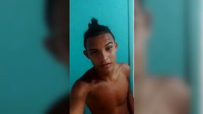 Latino Gorgeous Towing Fun Boy - The Ultimate Experience!