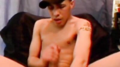 Webcam Huge Self-Facials: Ultimate Cum Shots & Handjobs!