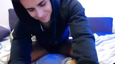 Horny Amateur Webcam Tease: Hottie on Cam