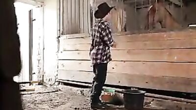 Young Soldiers Wild Sex in the Stable: Bareback Cum Shots and Oral Pleasure!