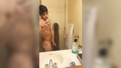 Cute Boys Amateur Fun Solo - Exploring his Sexy Side!