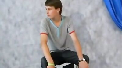 Twink Fun PhotoShoot - Exploring the Body Beautiful!