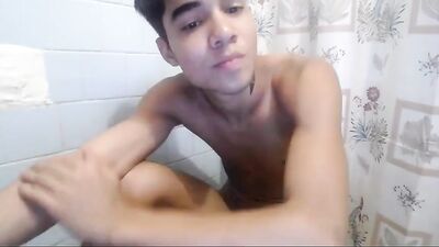 Shower & Wank Fantasies Explore the passionate solo web-cam sessions in Wank Then Shower 2!