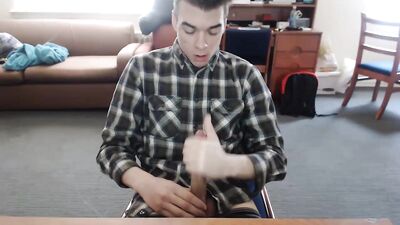 Cam 7500: Amateur Cum Shots and Handjobs - The Ultimate Gay Porn Experience!