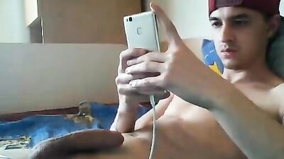 Romanian Web-Cam Solo: Jerking Off Amateur Edition