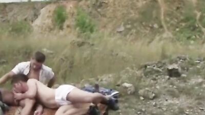 Outdoor Threesome Bareback Sex: Public Cum Shots Adventure