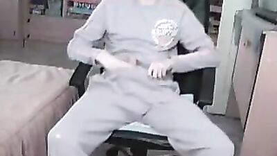 Uncut Watching Porn & Masturbating - Hardcore Gay Amateur Porn