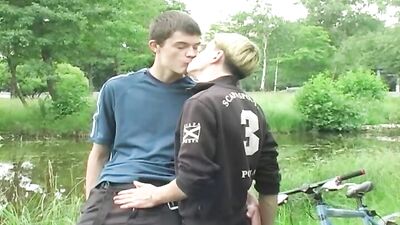 Gay Porn Outdoor Action - Bareback Cum Shots!