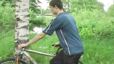 Gay Porn Outdoor Action - Bareback Cum Shots!