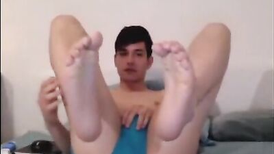 Boykinky18 - Exploring Gay BDSM World with Hot Twinks!