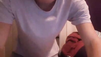 Young Amateur Cock Worship!