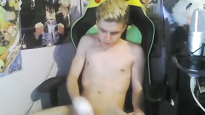 Gay Porn Amateur Blond Boys Cum Shots - Cam 7645!