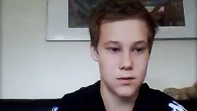 Young and Cute Web-Camming Amateur Cums in Bathroom!