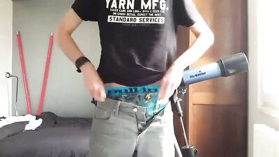 No Strings Attached: Raw Amateur Cum Shots and Handjobs!