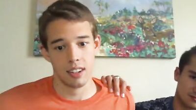 Gangbang Fun - Best Friends Amateur Web-Cam Hot Couple!