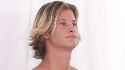 Pin Ups Blondes: Tommy Jones Cumshot Frenzy - A Solo Gay Porn Masterpiece!