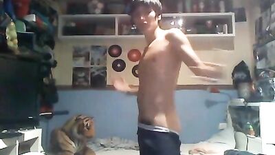 Handjob Amateur Cum Shots - The Next Level!