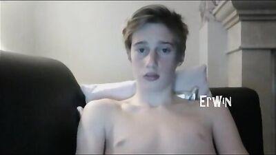 Young Calvin Klein Model: Amateur Gay Porn Video