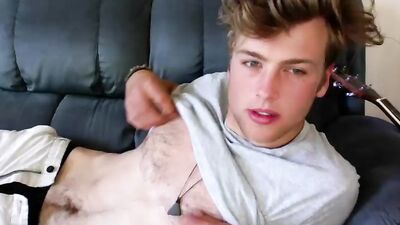 Cute straight dude no jerk showing off -Bareback action @ Gayboy.ca