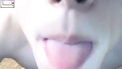 Asian Cum Shots Solo Showoff - Cute Models Play & Shoot for You!