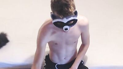 Masked Web-Cam Coon-Boy Release: Solo Cam Adventure