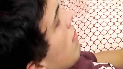 Twink Bareback Frenzy: The Wild Side Of Gay Porn