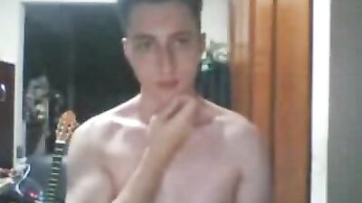 Brazilian White Boy Handjob Amateurs: Loiro Brasileiro!