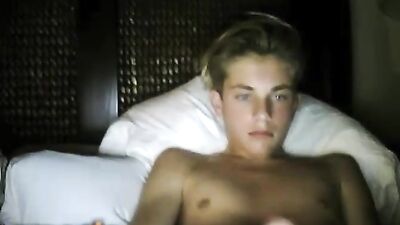 Amateur Bliss: Cum Shots with Cute Young Boys!