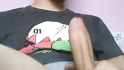 Shy Romanian Cam Boy Heats Up!