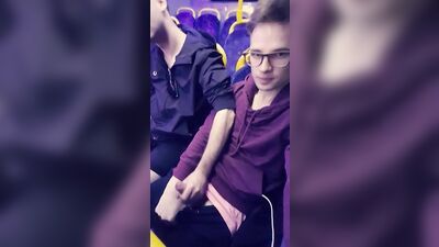 Handjob in the Bus: Amateur Fun on Wheels!